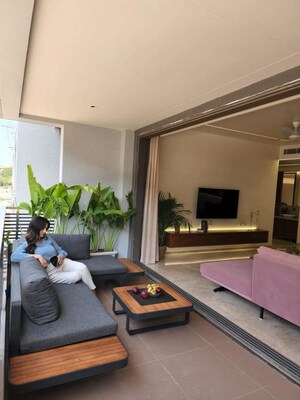 Living Room in 4 BHK Apartment at Vihav Keystone 72, Gotri – for Sale