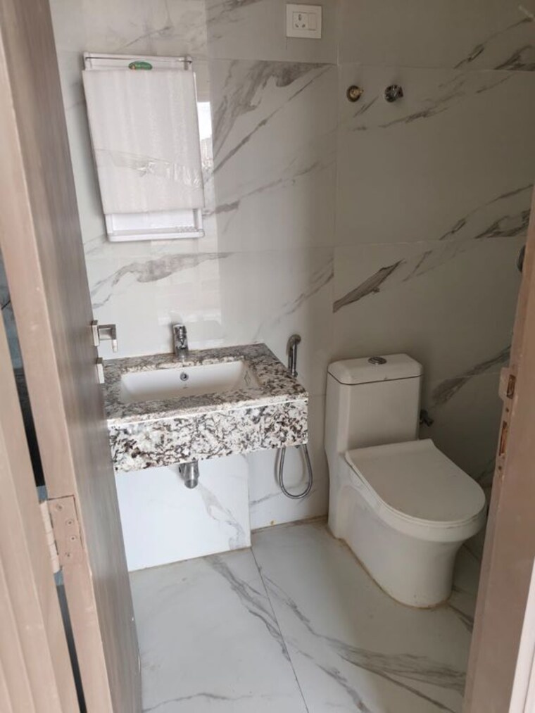 Bathroom, m3m-soulitude 3 Bedroom 1494 Sq.Ft. Apartment In Sector 89 Gurgaon 10648442
