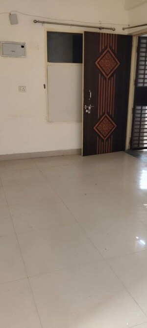 Room in 3 BHK Apartment at BPTP Park Elite Premium, Sector 84 – for Sale