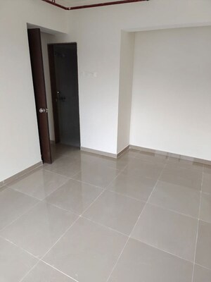 1 BHK Apartment For Rent in Lodha Amara, Kolshet Road