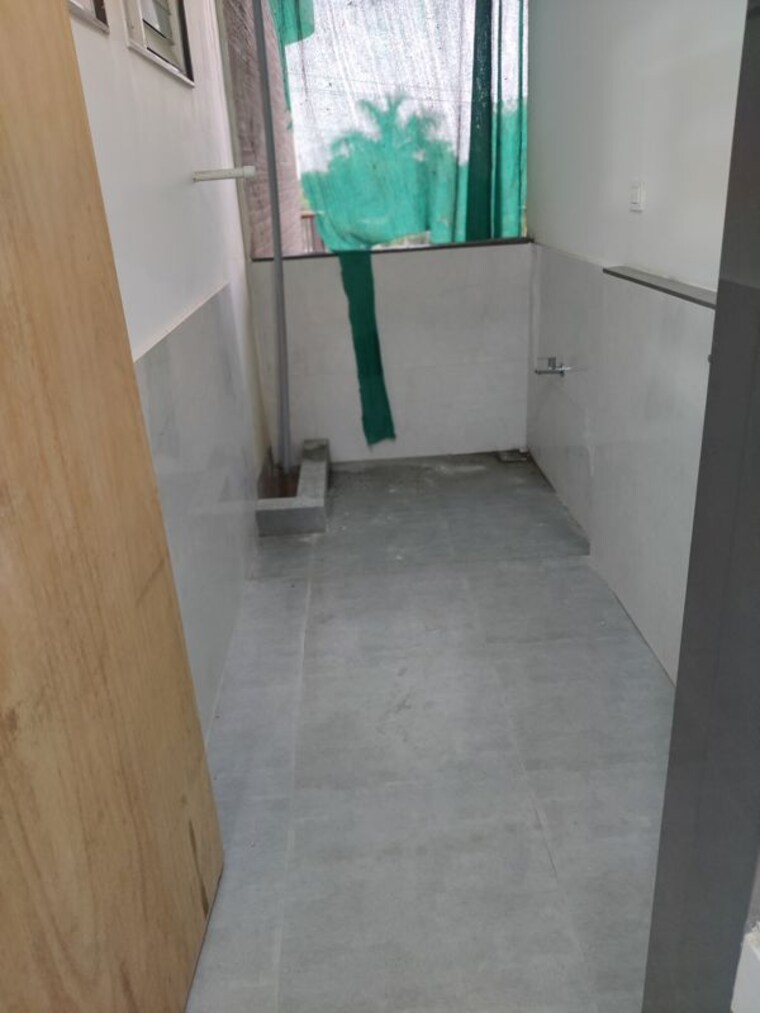 Washroom, clar-belvista 3 Bedroom 1798 Sq.Ft. Apartment In New Alkapuri Vadodara 10648525