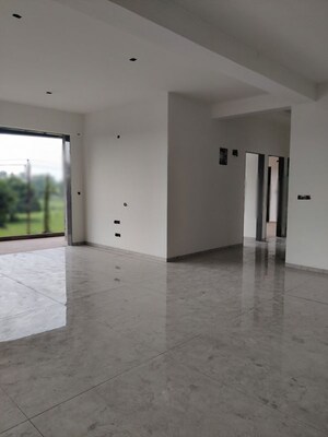 Building Lobby in 3 BHK Apartment at Clar Belvista, New Alkapuri – for Sale