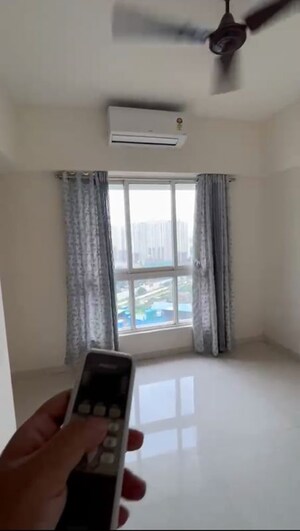 2 BHK Apartment For Rent in Lodha Amara, Kolshet Road