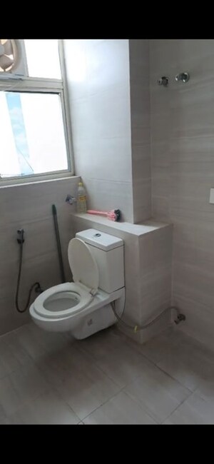 Bathroom in 4 BHK Apartment at Omaxe Heights, Sector 86 – for Rent