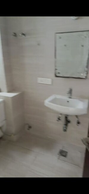 Bathroom in 4 BHK Apartment at Omaxe Heights, Sector 86 – for Rent