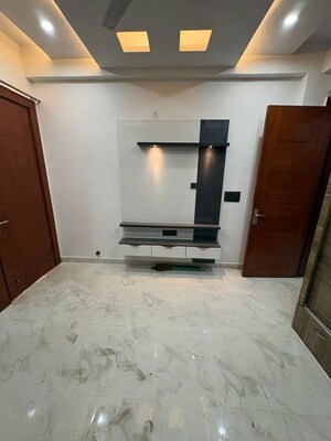 3 BHK Builder Floor For Rent in Vasundhara