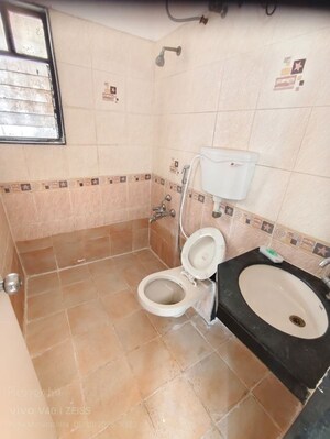 Bathroom in 4 BHK Apartment at Nikash Skies CHS, Pashan – for Rent