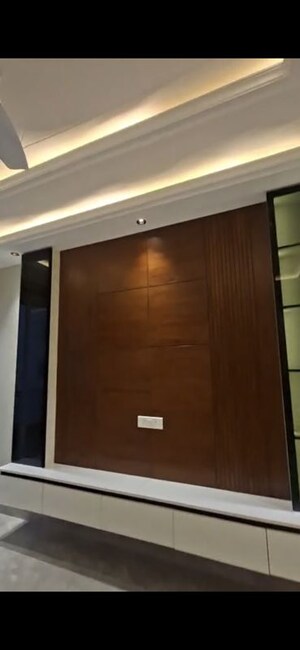 Furnished Amenities in 3 BHK Builder Floor at Sector 85 – for Rent