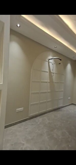 Bathroom in 3 BHK Builder Floor at Parklands, Sector 85 – for Sale
