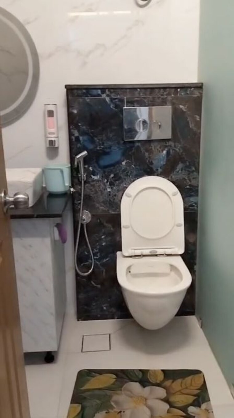 Bathroom, paramount-pilatus 3 Bedroom 1685 Sq.Ft. Apartment In Arekere Bangalore 10648583