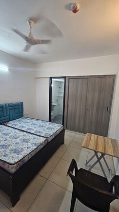 2 BHK Apartment For Rent in Amrapali Silicon City