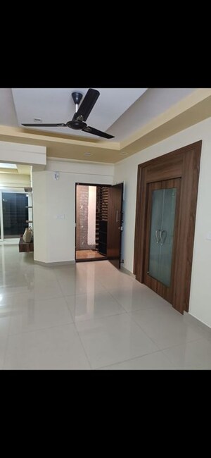 Room in 3 BHK Apartment at Prestige El Dorado, Queens Road – for Sale
