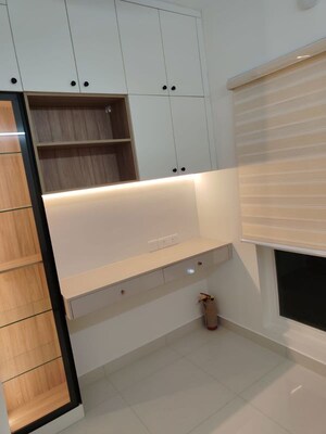 Room in 1.5 BHK Apartment at Brigade El Dorado, Bagaluru – for Rent