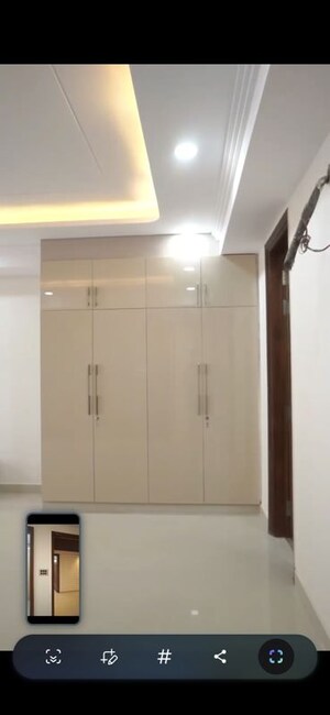 Building Lobby in 4 BHK Builder Floor at Sector 85 – for Rent