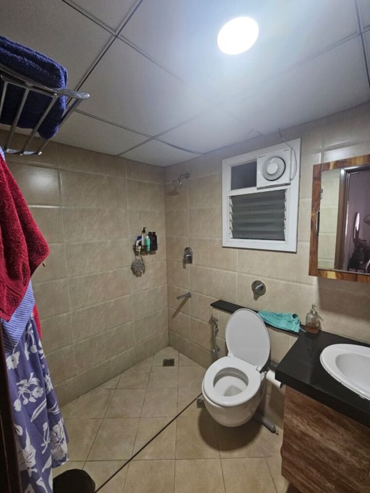 Bathroom, puravankara-purva-westend 3 Bedroom 2200 Sq.Ft. Apartment In Kudlu Gate Bangalore 10648701