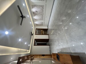 Furnished Amenities in 3 BHK Builder Floor at BPTP District, Sector 81 – for Sale