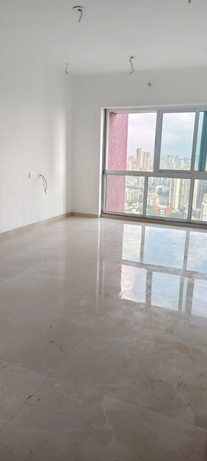 Room in 2 BHK Apartment at Vora Centrico, Malad West – for Sale