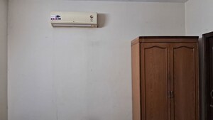 1 RK Builder Floor For Rent in Sector 67