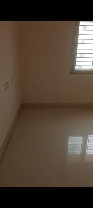 Room in 3 BHK Apartment at Yapral – for Sale