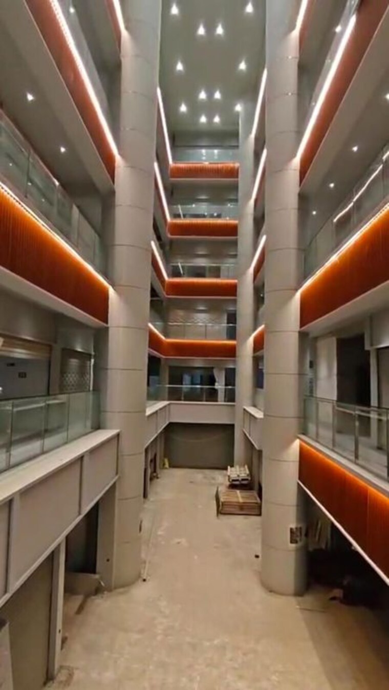 Exterior View, gami-and-jaydeep-ventura-commercial-hub Commercial Office Space 515 Sq.Ft. In Malad East Mumbai 10648746