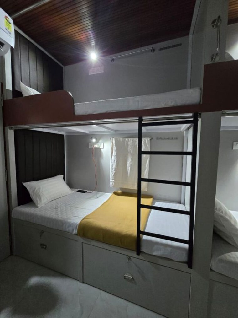 Room, marol Pg For Boys In Marol 10442678