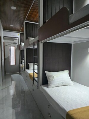 Room in  Pg at Marol – for Rent