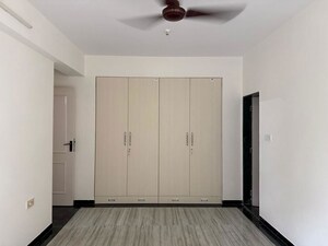 Room in 2 BHK Apartment at Hiranandani Estate Barca, Ghodbunder Road – for Rent