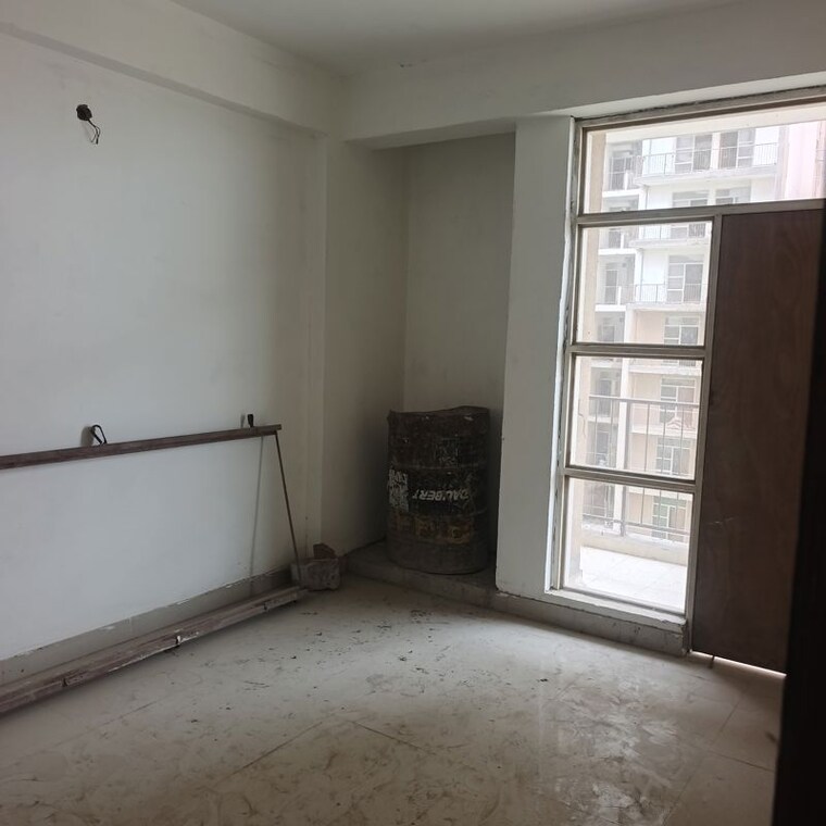 Room, s3-green-avenue 3 Bedroom 645 Sq.Ft. Apartment In Sector 85 Faridabad 10648815