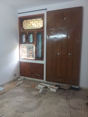 Living Room in 2 BHK Apartment at Patparganj – for Rent