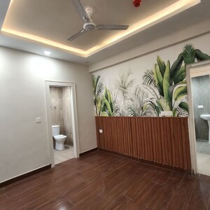Room in 2 BHK Apartment at Mangalya Novena Green, Tech Zone 4 Greater Noida – for Rent