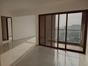 Room in 3.5 BHK Apartment at Mantra Mirari, Koregaon Park – for Sale