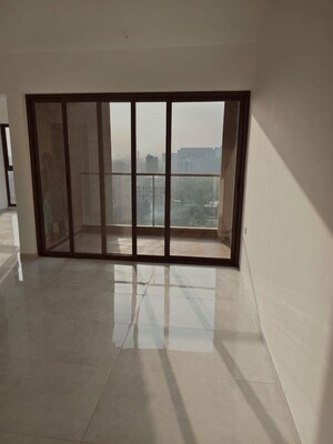 Room in 3.5 BHK Apartment at Mantra Mirari, Koregaon Park – for Sale
