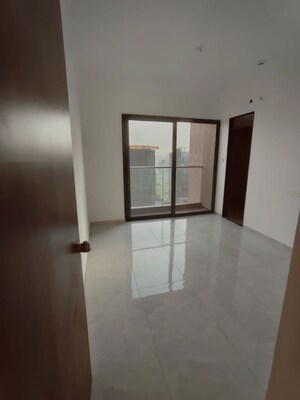 Room in 3.5 BHK Apartment at Mantra Mirari, Koregaon Park – for Sale