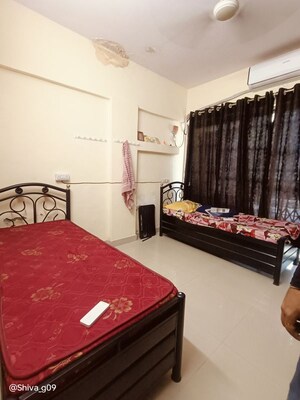  Pg For Rent in Lower Parel