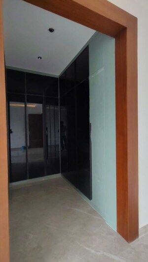 Room in 4 BHK Builder Floor at Ansal API Esencia, Sector 67 – for Rent