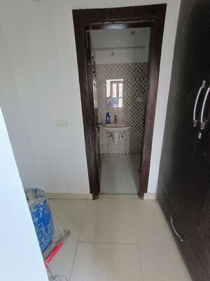 Furnished Amenities in 3.5 BHK Villa at Amrapali Leisure Park, Amrapali Leisure Valley – for Rent