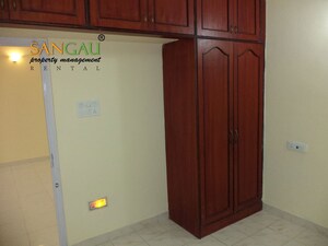 Room in 3 BHK Apartment at Gulmohar Nest, Marathahalli – for Rent