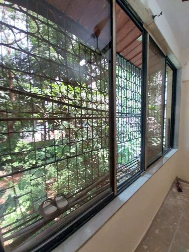 Balcony, scindia-society 2 Bedroom 560 Sq.Ft. Apartment In Andheri East Mumbai 10648860