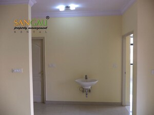 Room in 3 BHK Apartment at SJR Redwoods, Sarjapur Road – for Rent