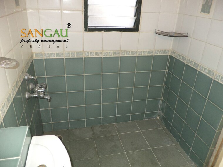 Bathroom, sjr-redwoods 3 Bedroom 1869 Sq.Ft. Apartment In Sarjapur Road Bangalore 10648905