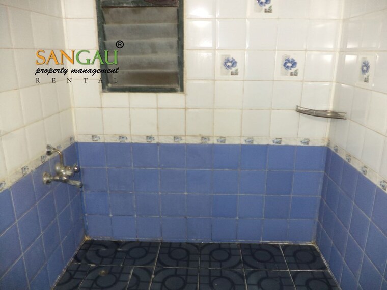 Bathroom, sjr-redwoods 3 Bedroom 1869 Sq.Ft. Apartment In Sarjapur Road Bangalore 10648905