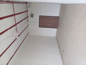 Room in  Office Space at Chandak Unicorn, Andheri West – for Rent