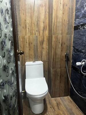 Bathroom in  Pg at Sector 16 Kopar Khairane – for Rent