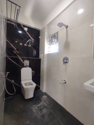 Bathroom in 3 BHK Builder Floor at Balaji Enclave HSR Layout, Hsr Layout – for Rent