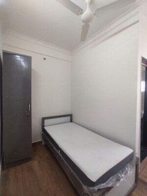 Room in 3 BHK Builder Floor at Balaji Enclave HSR Layout, Hsr Layout – for Rent