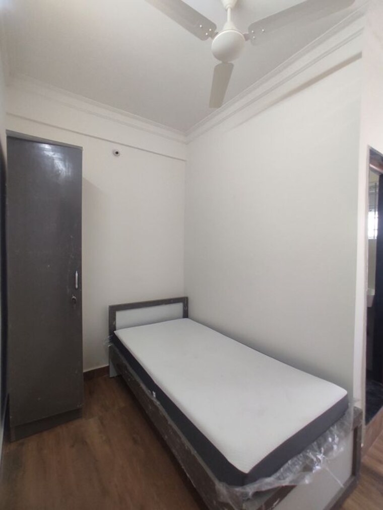 Room, balaji-enclave-hsr-layout 3 Bedroom 950 Sq.Ft. Builder Floor In Hsr Layout Bangalore 10648935