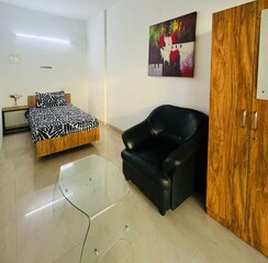 Pg For Rent in Seawoods West