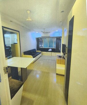 1 BHK Apartment For Rent in Adelphi Apartment, Andheri West