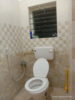 Bathroom in 1 BHK Builder Floor at Hsr Layout 5th Sector – for Rent