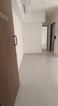 1 BHK Apartment For Sale in Lodha Amara